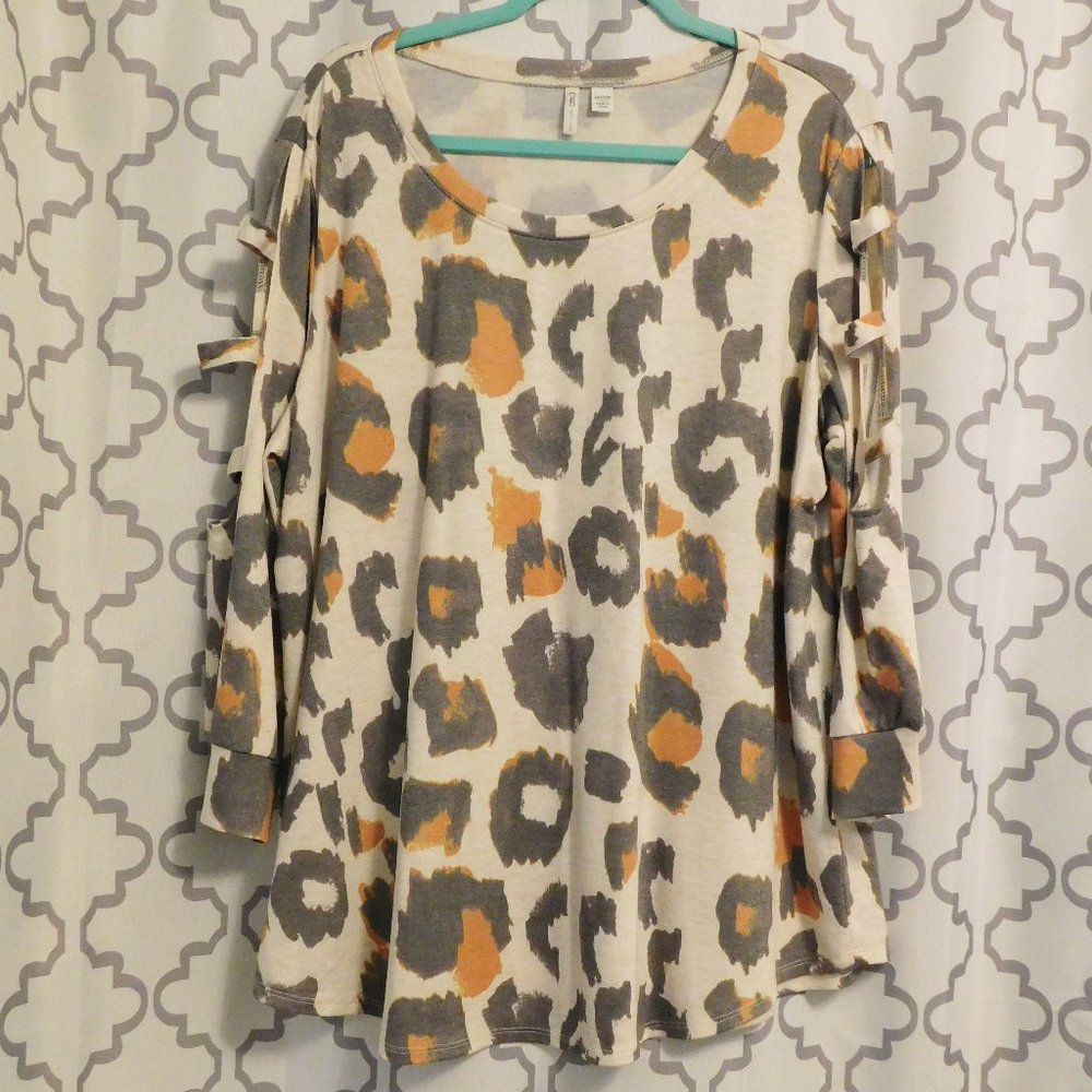 Cato Animal Print Scoop Neck Top With Cut Out Sleeves - 18/20W   (NWOT)